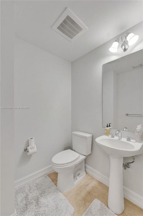 En Venta: $675,000 (3 camas, 2 baños, 1866 Pies cuadrados)
