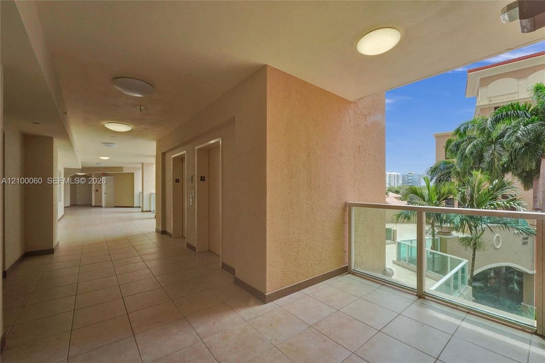 En Venta: $675,000 (3 camas, 2 baños, 1866 Pies cuadrados)