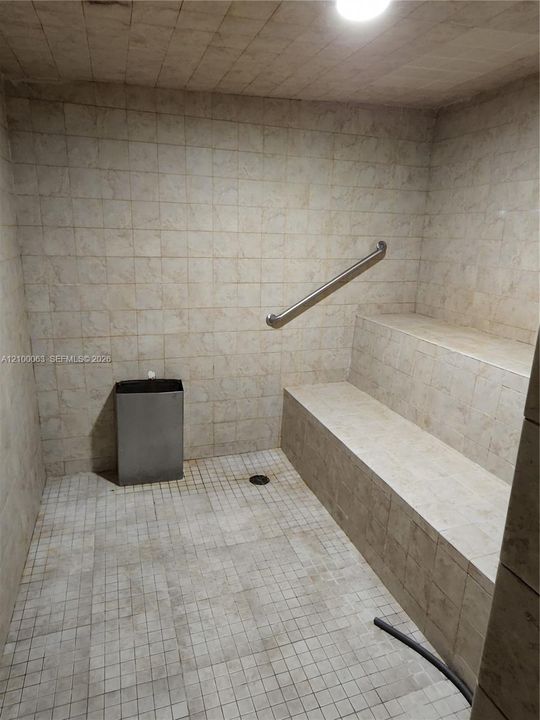 steam room
