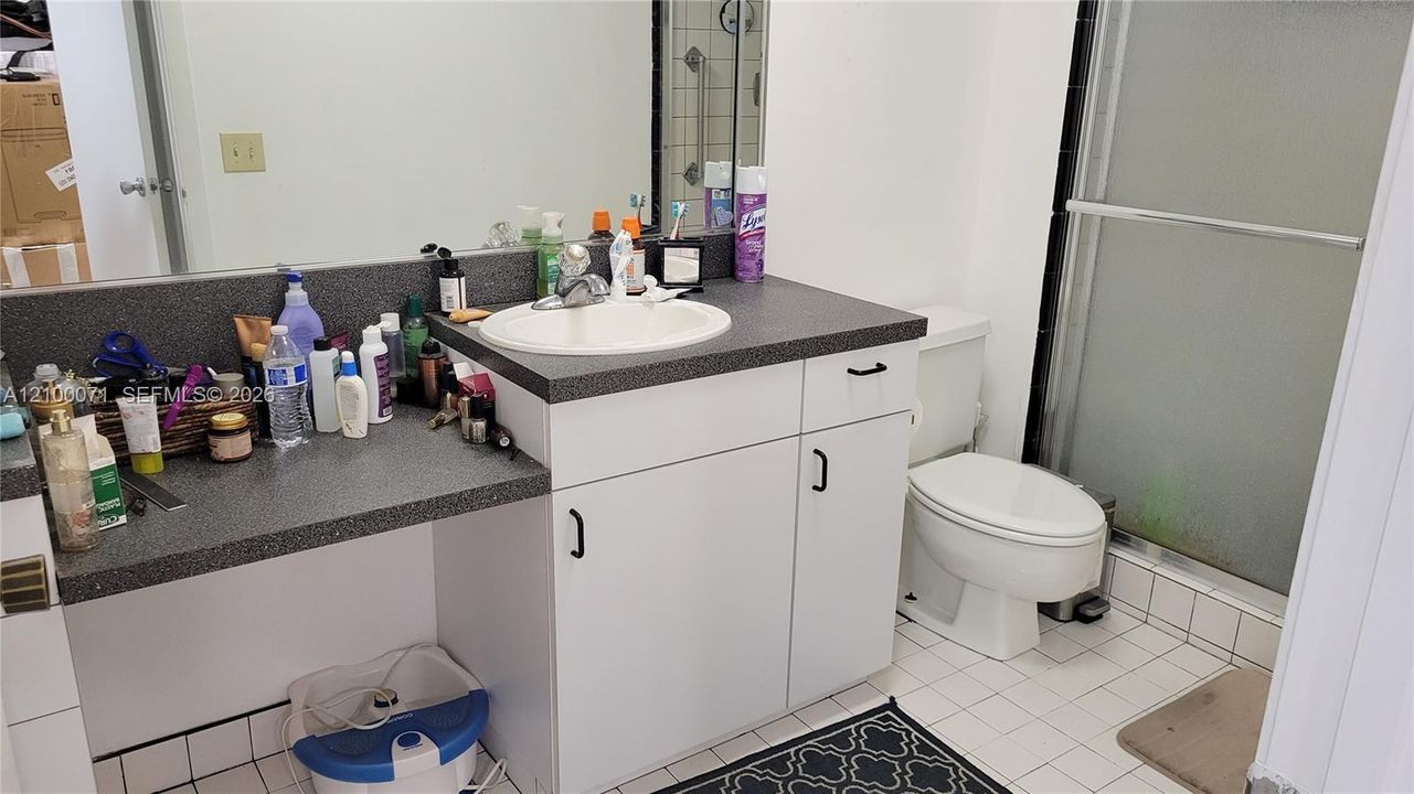 В аренду: $2,400 (2 спален, 2 ванн, 1287 Квадратных фут)