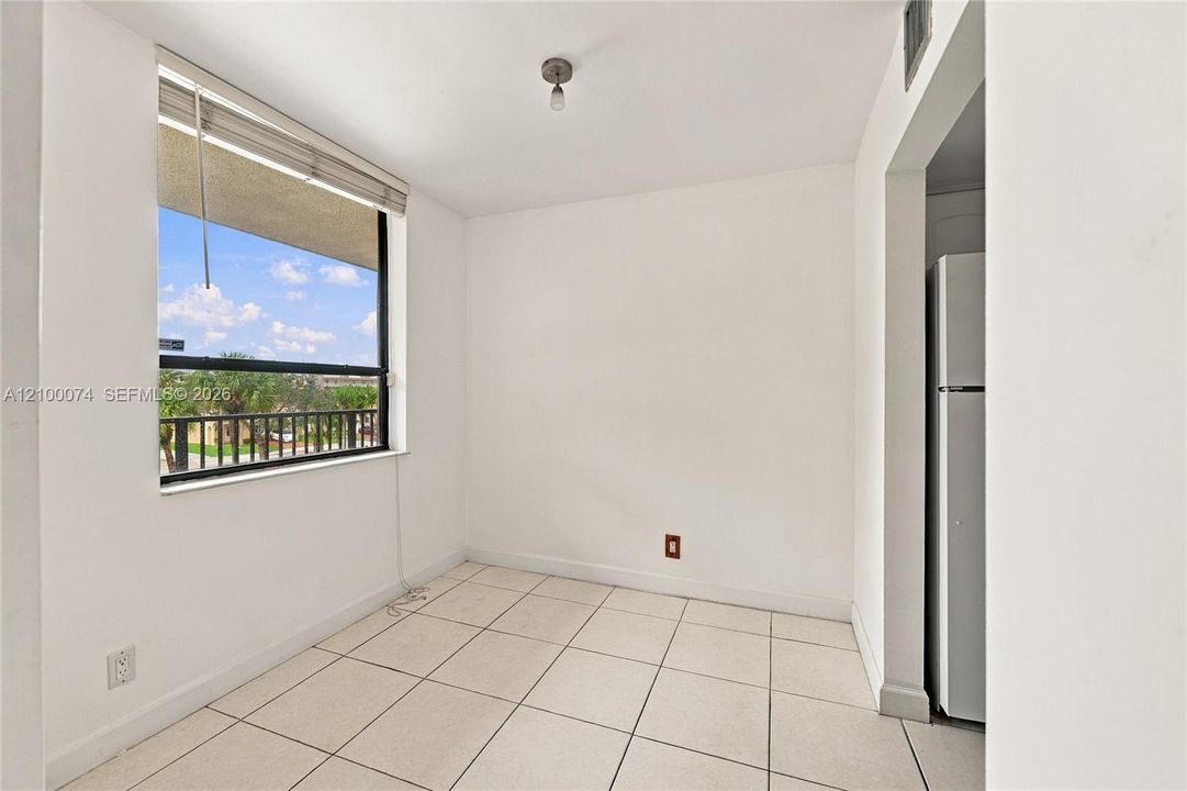 En Venta: $399,999 (2 camas, 2 baños, 1126 Pies cuadrados)