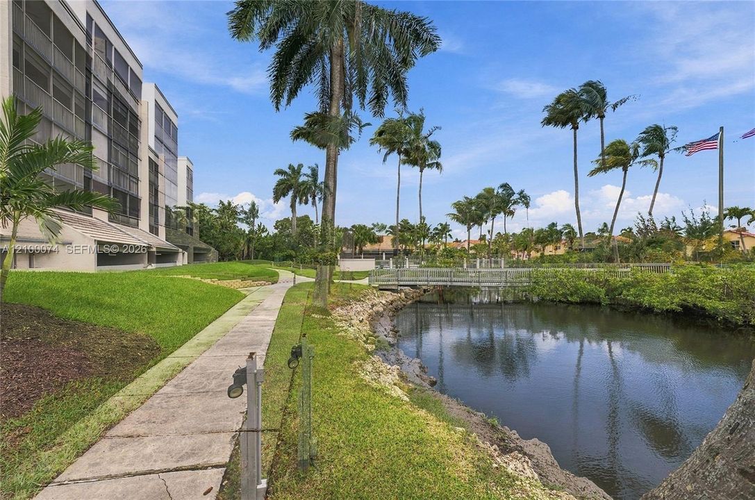 En Venta: $399,999 (2 camas, 2 baños, 1126 Pies cuadrados)