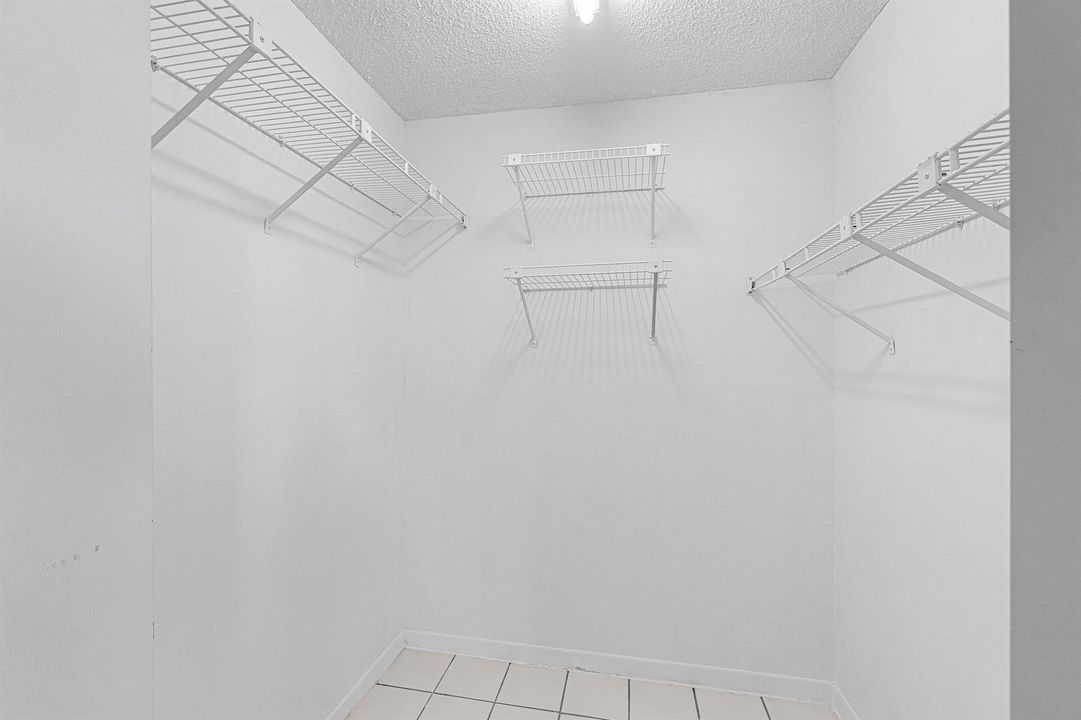 Walk In Closet