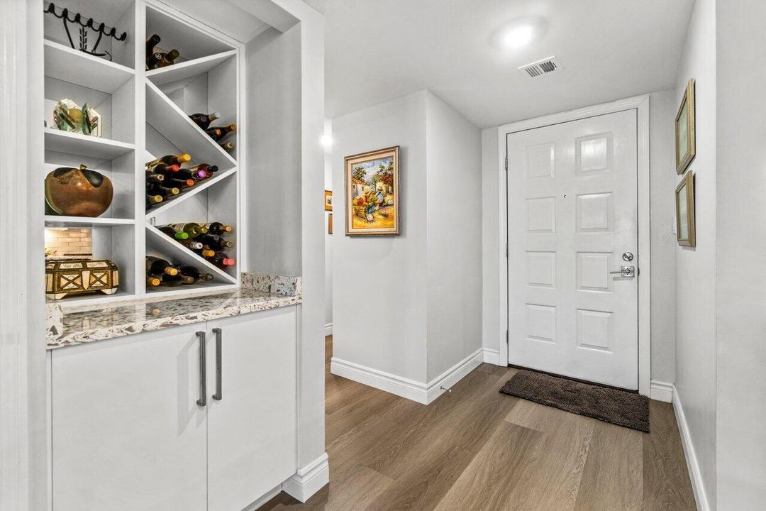 009-12871BriarlakeDrive-102-PalmBeachGar