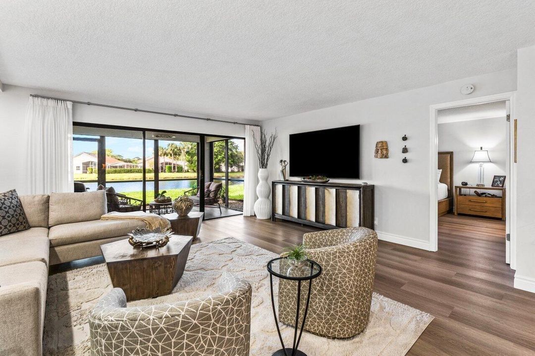016-12871BriarlakeDrive-102-PalmBeachGar