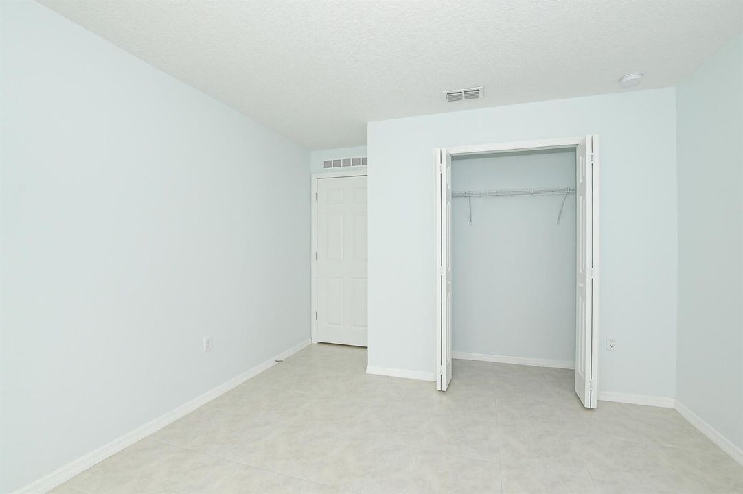 LR-7802