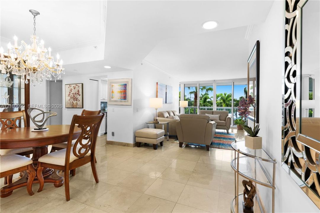 For Sale: $519,000 (2 beds, 2 baths, 1510 Square Feet)
