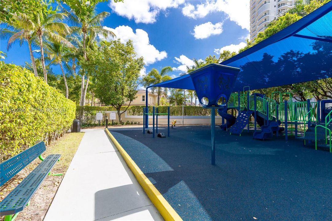 For Sale: $519,000 (2 beds, 2 baths, 1510 Square Feet)