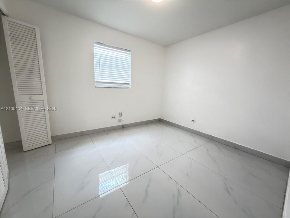 В аренду: $2,700 (2 спален, 1 ванн, 1265 Квадратных фут)