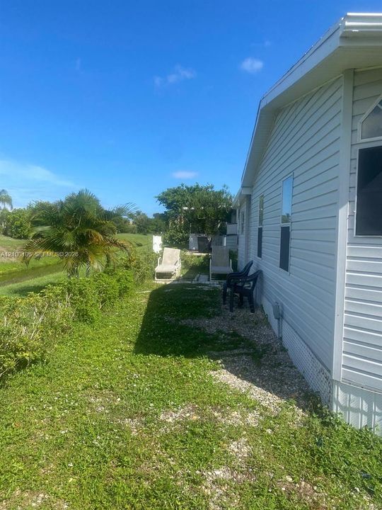 For Rent: $2,350 (2 beds, 2 baths, 1250 Square Feet)