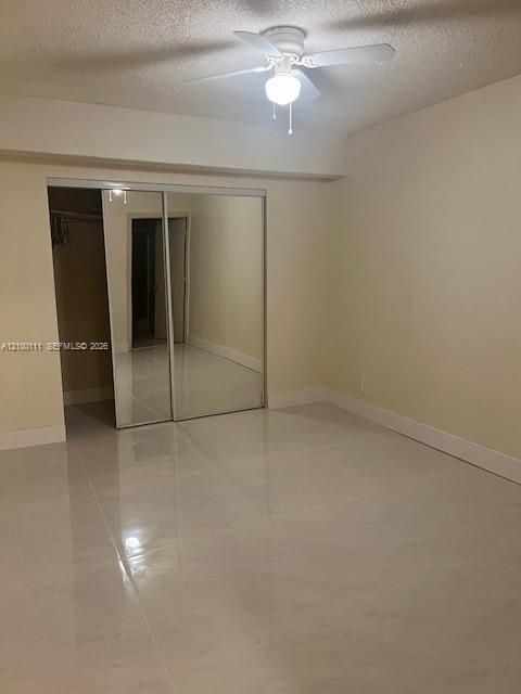В аренду: $3,300 (3 спален, 2 ванн, 1294 Квадратных фут)