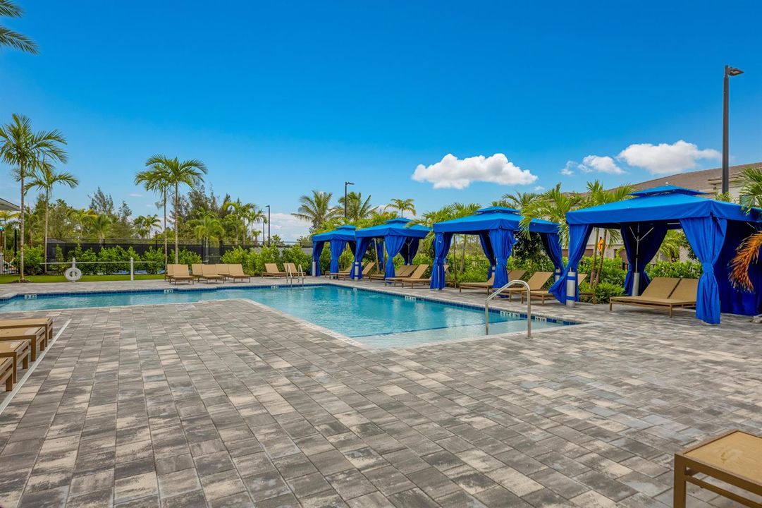 COMMUNITY POOL