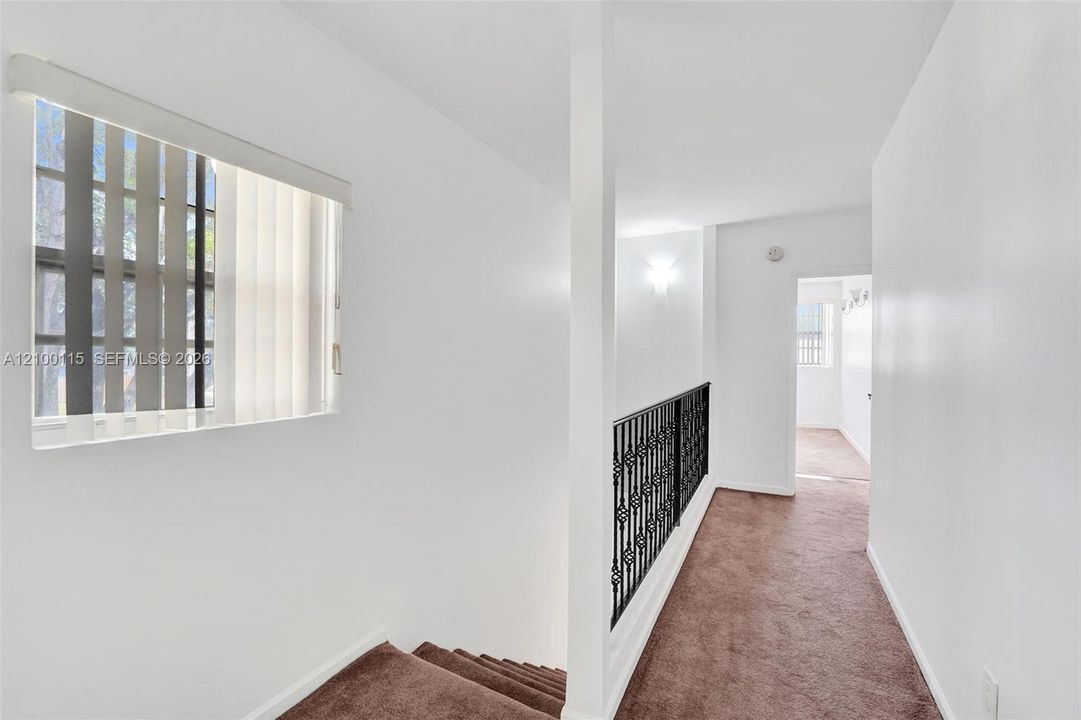 En Renta: $2,850 (3 camas, 2 baños, 1512 Pies cuadrados)