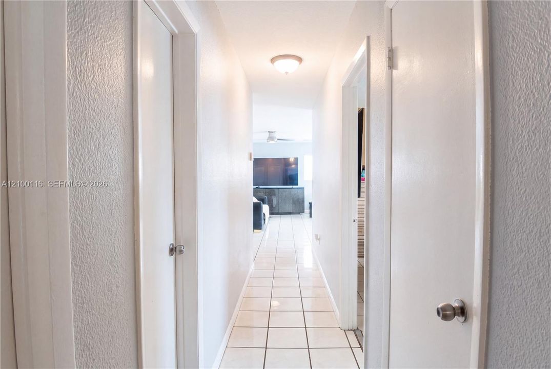 For Sale: $559,900 (3 beds, 2 baths, 1885 Square Feet)
