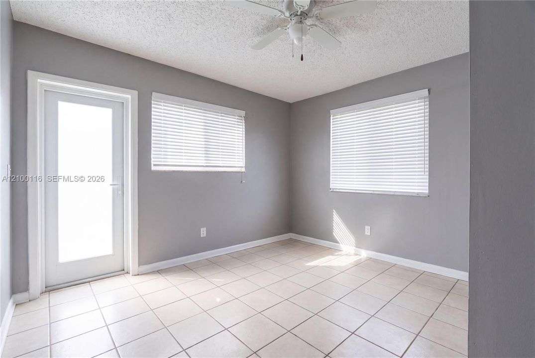 For Sale: $559,900 (3 beds, 2 baths, 1885 Square Feet)