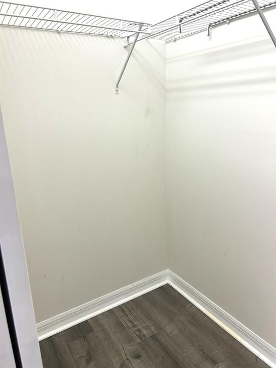 WALK-IN-1