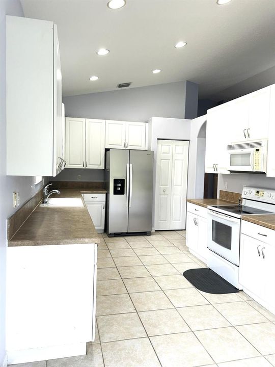 LOTS OF COUNTER SPACE