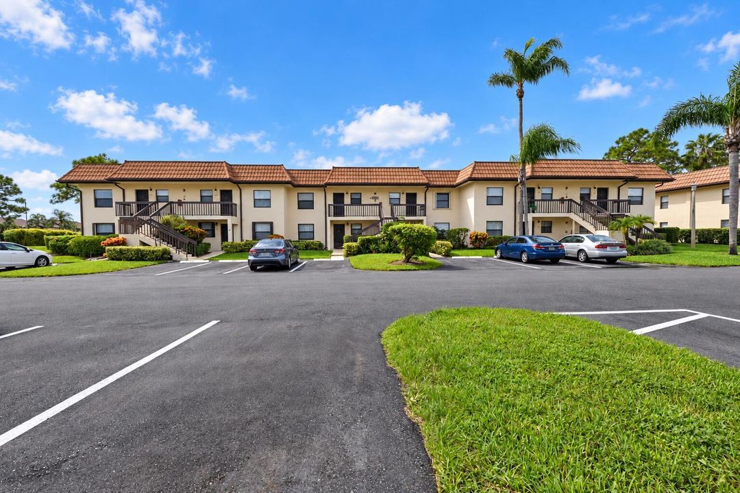 7094 unit 103 building