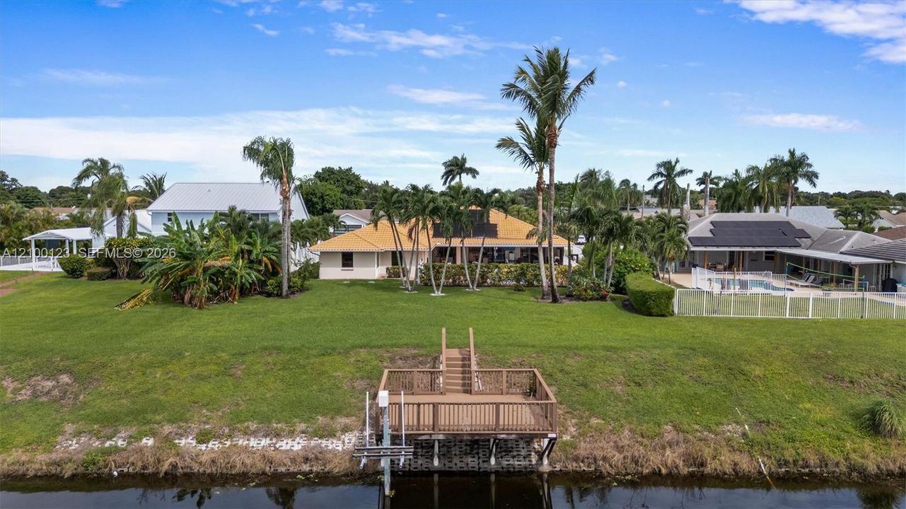 En Venta: $849,900 (4 camas, 3 baños, 3084 Pies cuadrados)