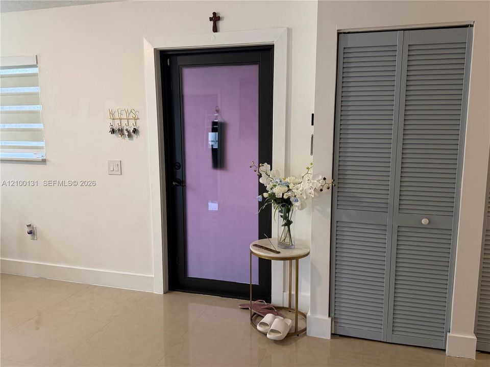 For Sale: $625,000 (3 beds, 2 baths, 1465 Square Feet)
