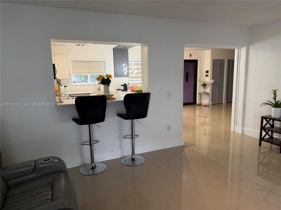 For Sale: $625,000 (3 beds, 2 baths, 1465 Square Feet)