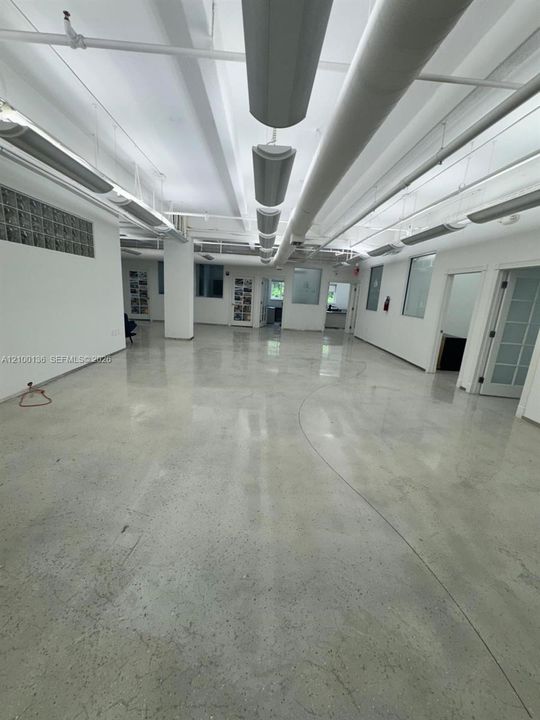 For Rent: $25,000 (0 beds, 0 baths, 0 Square Feet)