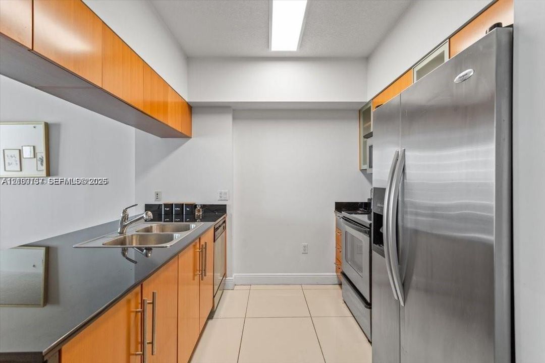 В аренду: $2,700 (1 спален, 1 ванн, 791 Квадратных фут)