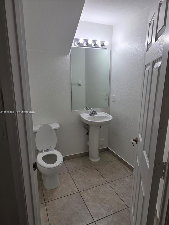 В аренду: $2,700 (3 спален, 2 ванн, 1284 Квадратных фут)