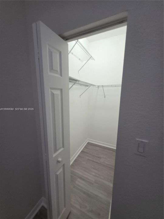 В аренду: $2,700 (3 спален, 2 ванн, 1284 Квадратных фут)