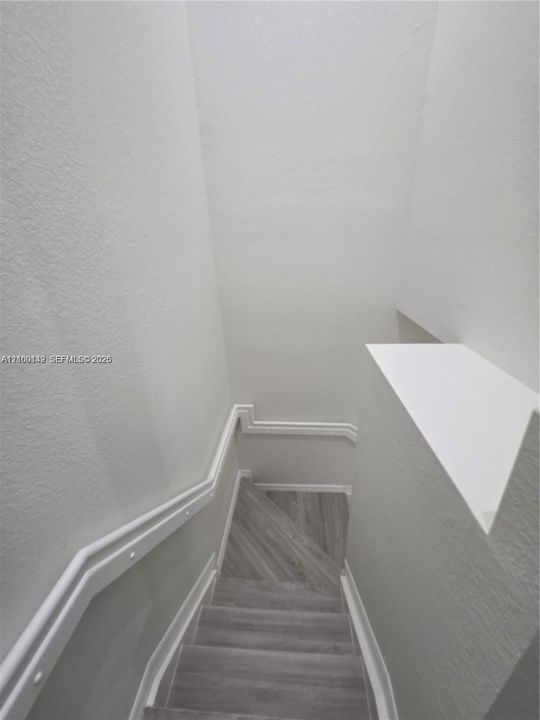 В аренду: $2,700 (3 спален, 2 ванн, 1284 Квадратных фут)
