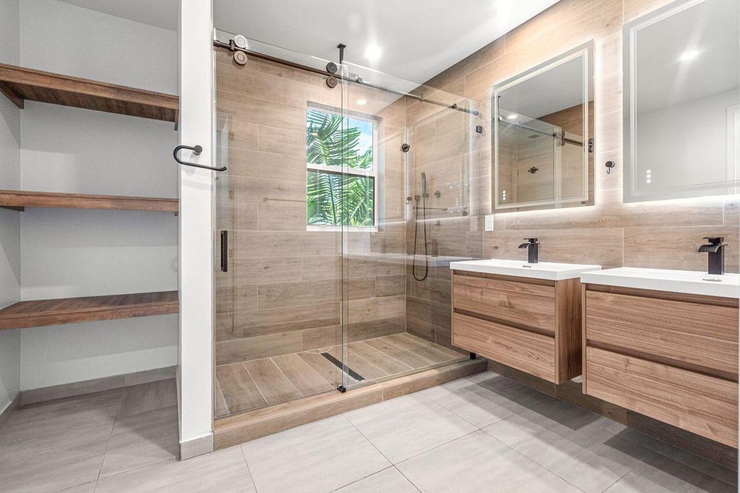 Master Bedroom 2