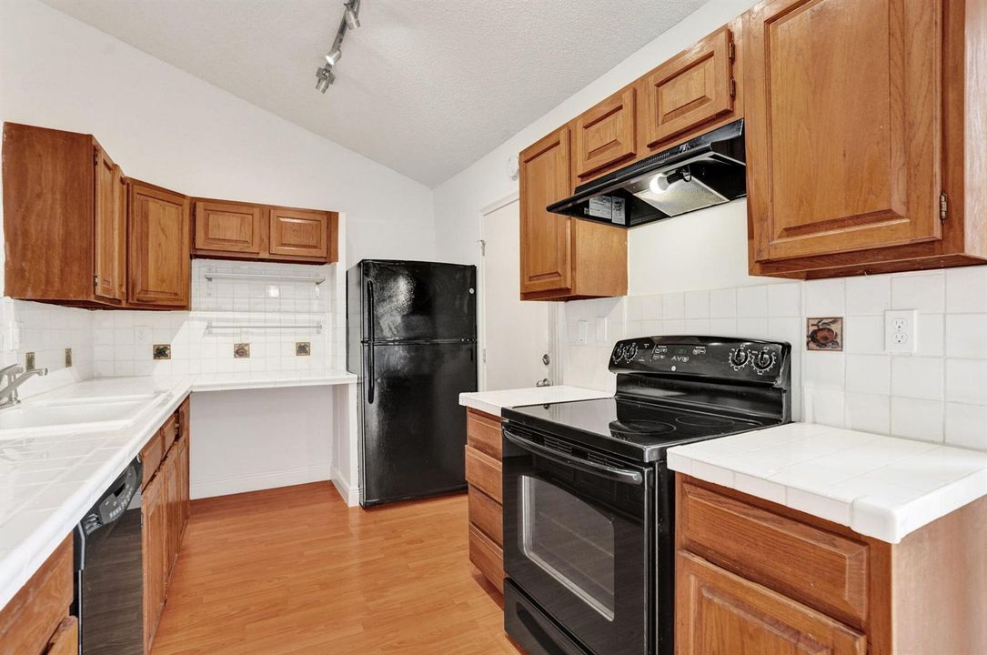 25-web-or-mls-DSC07066