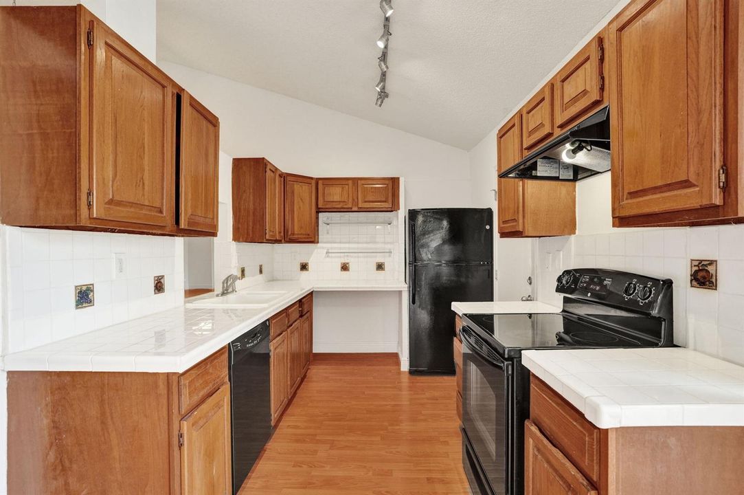 24-web-or-mls-DSC07063