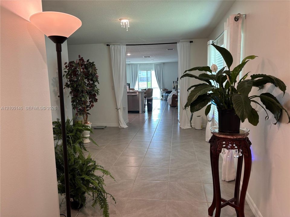 En Venta: $347,000 (3 camas, 2 baños, 1510 Pies cuadrados)