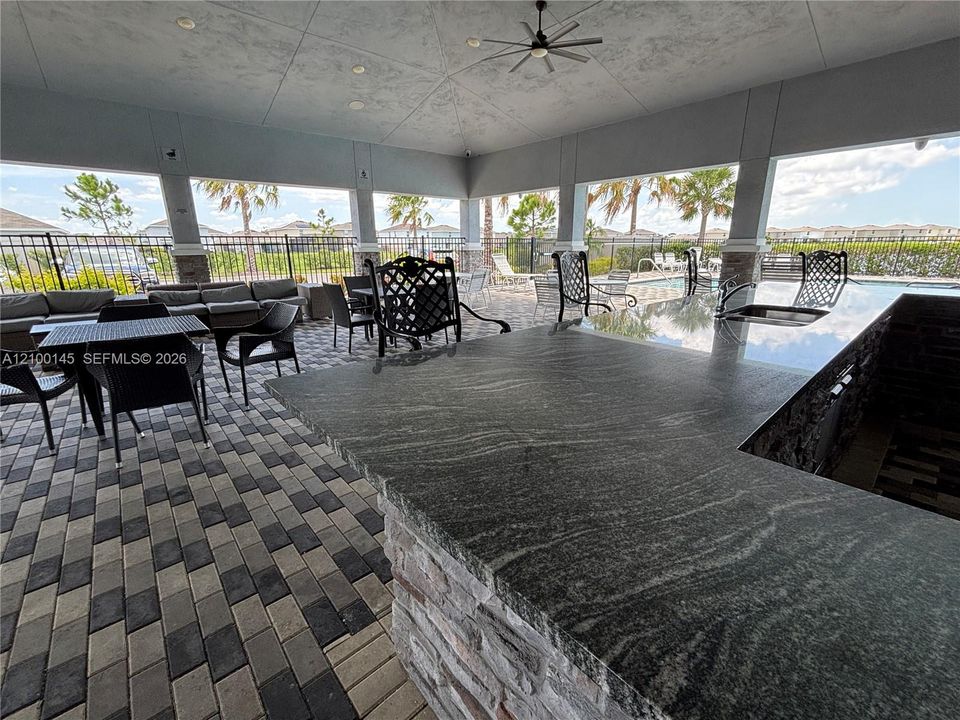 En Venta: $347,000 (3 camas, 2 baños, 1510 Pies cuadrados)