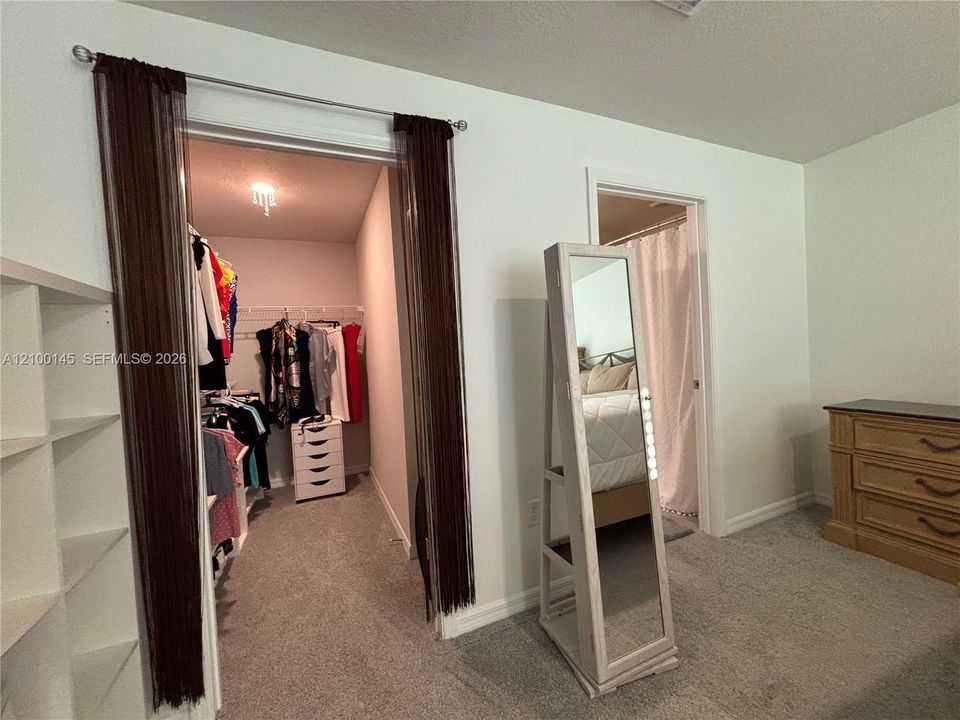 En Venta: $347,000 (3 camas, 2 baños, 1510 Pies cuadrados)