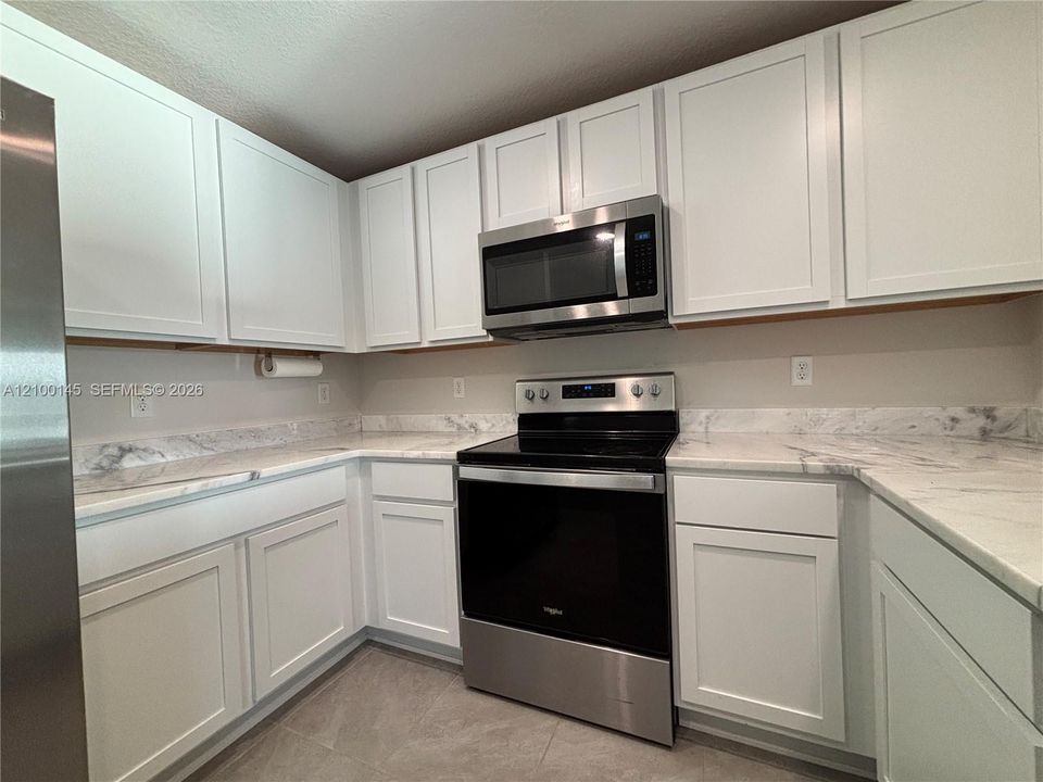 En Venta: $347,000 (3 camas, 2 baños, 1510 Pies cuadrados)