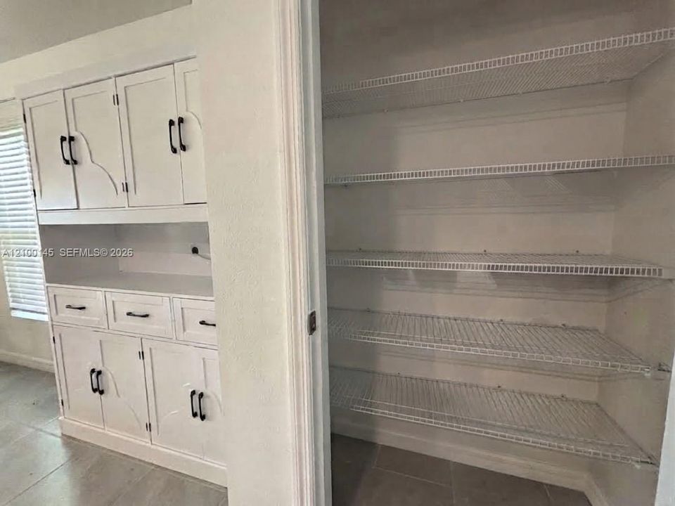 En Venta: $347,000 (3 camas, 2 baños, 1510 Pies cuadrados)