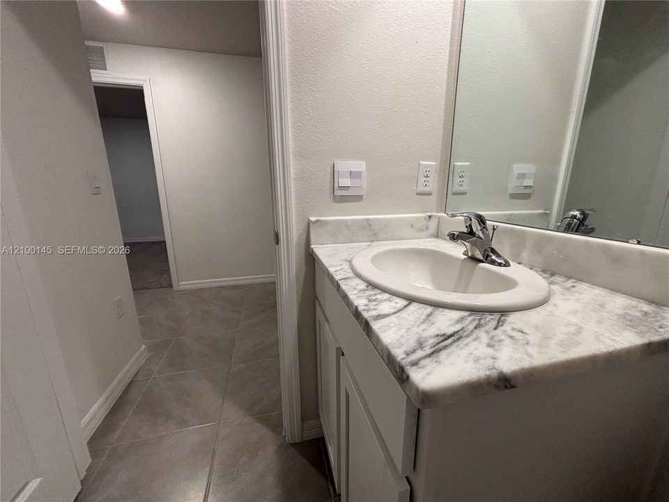 En Venta: $347,000 (3 camas, 2 baños, 1510 Pies cuadrados)