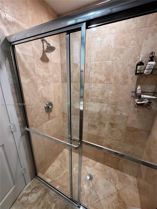 For Rent: $6,400 (3 beds, 3 baths, 2304 Square Feet)