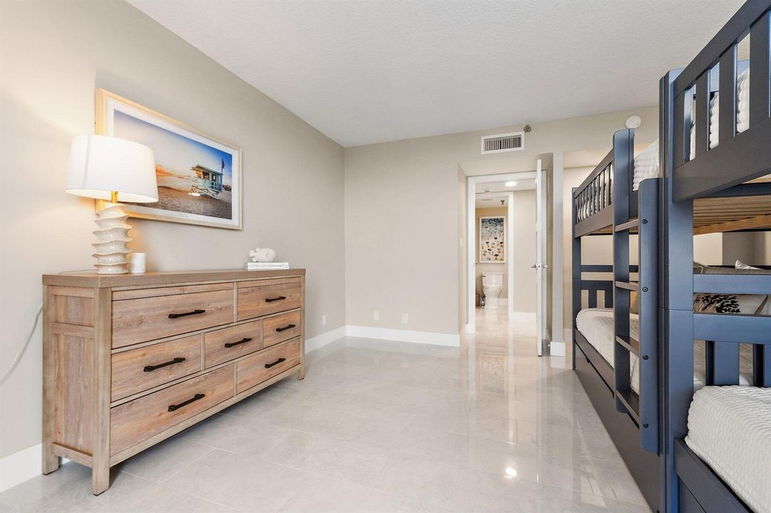 075-123LakeshoreDr-1544-NorthPalmBeach-S