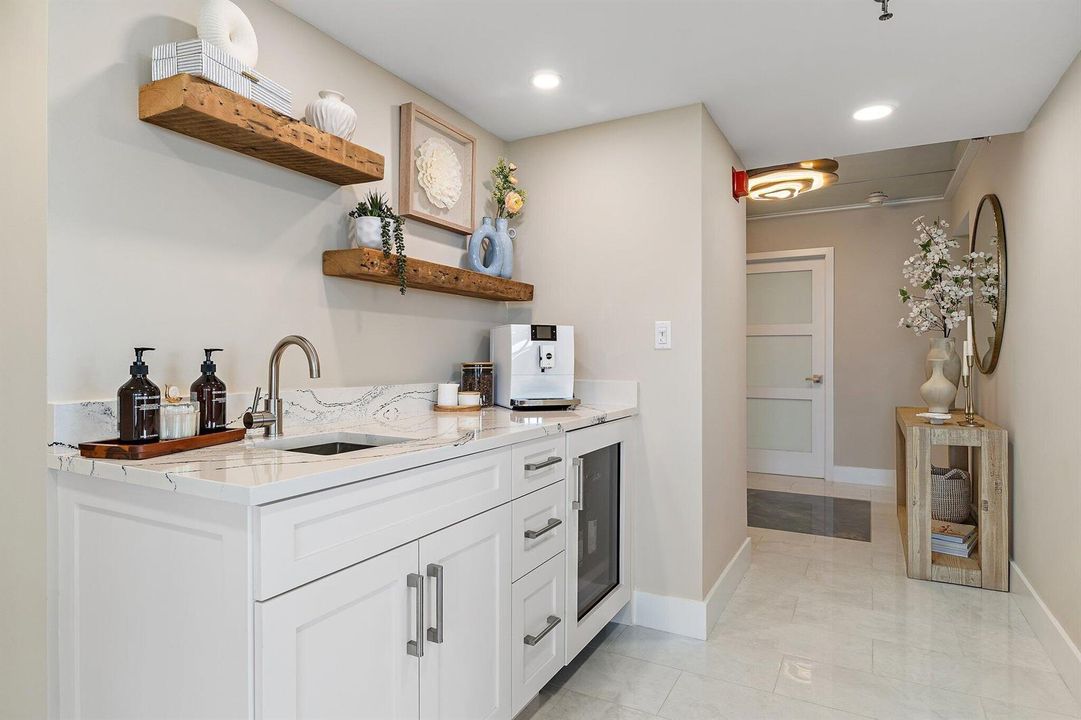 054-123LakeshoreDr-1544-NorthPalmBeach-S