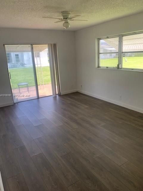 En Venta: $245,000 (2 camas, 2 baños, 1114 Pies cuadrados)