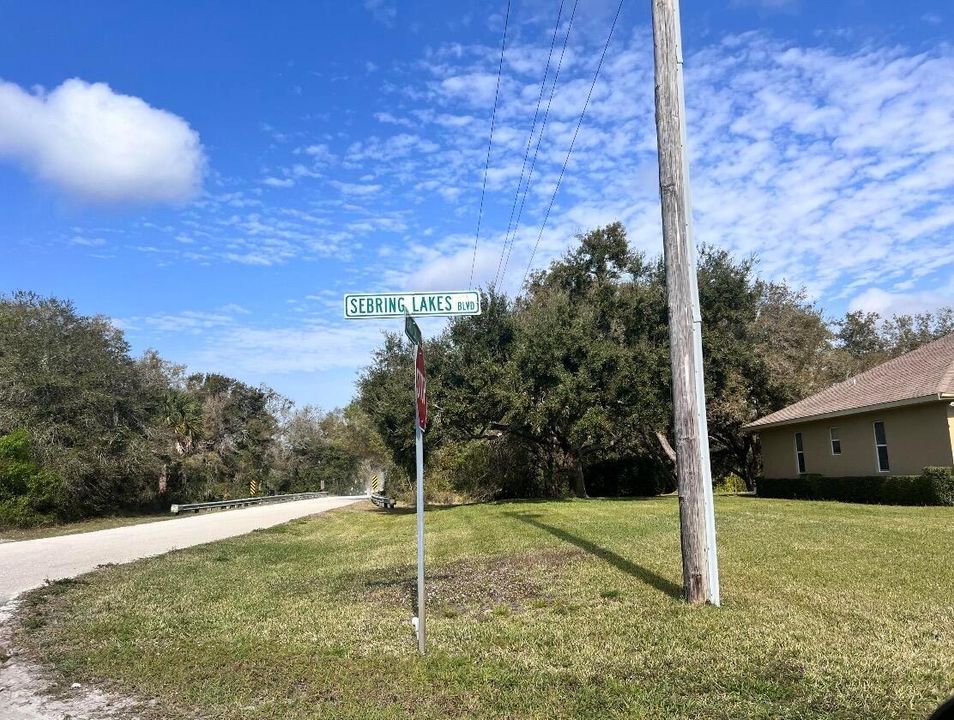 Sebring Lake, Blvd