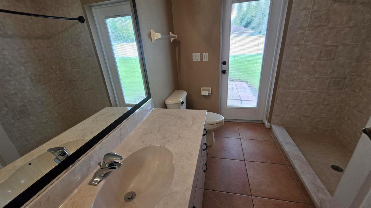 6611 NW Agnon Ct (18)