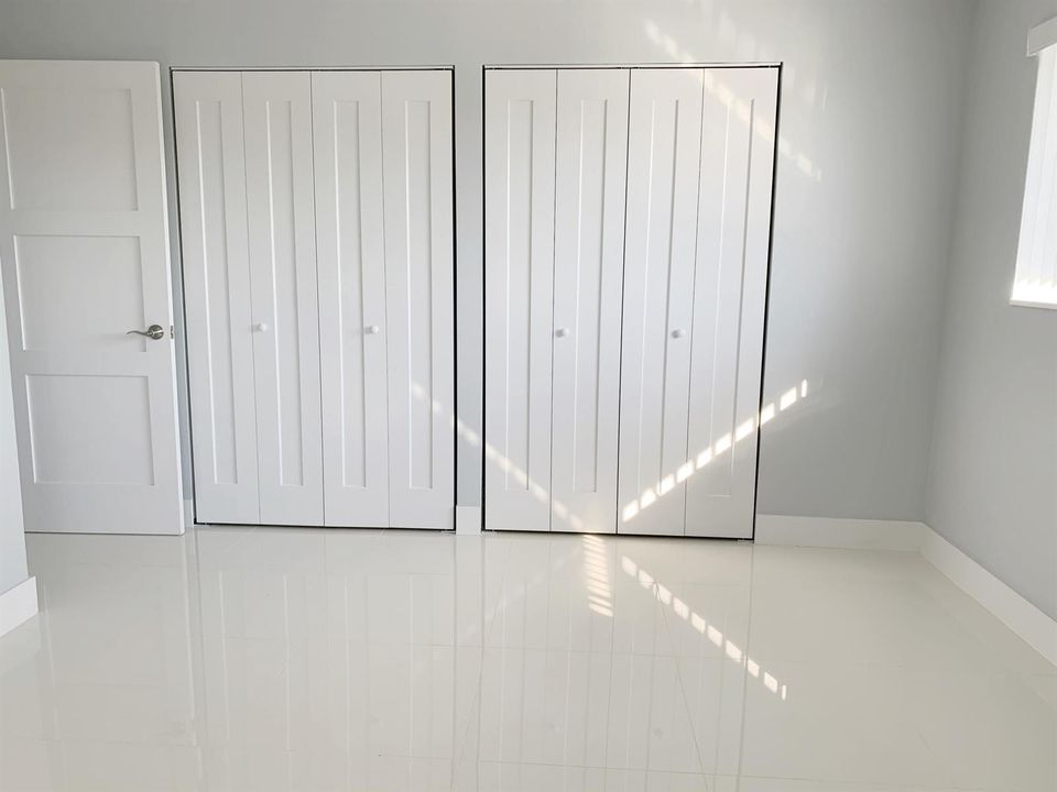 Bedroom_Closets