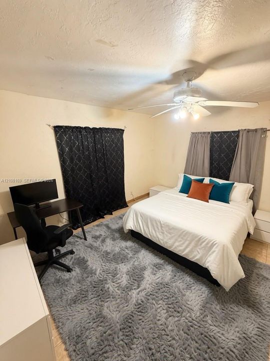 For Sale: $459,999 (3 beds, 2 baths, 1110 Square Feet)
