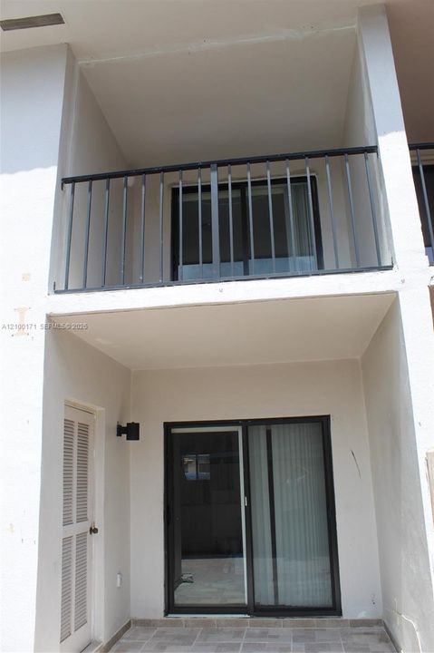 For Rent: $2,950 (2 beds, 2 baths, 1160 Square Feet)