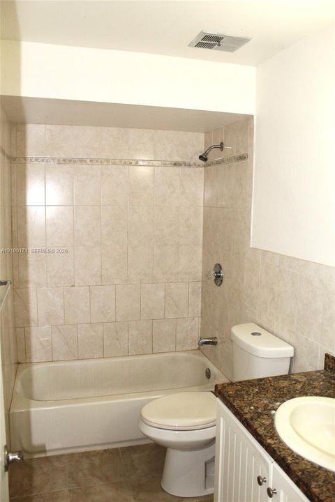 For Rent: $2,950 (2 beds, 2 baths, 1160 Square Feet)