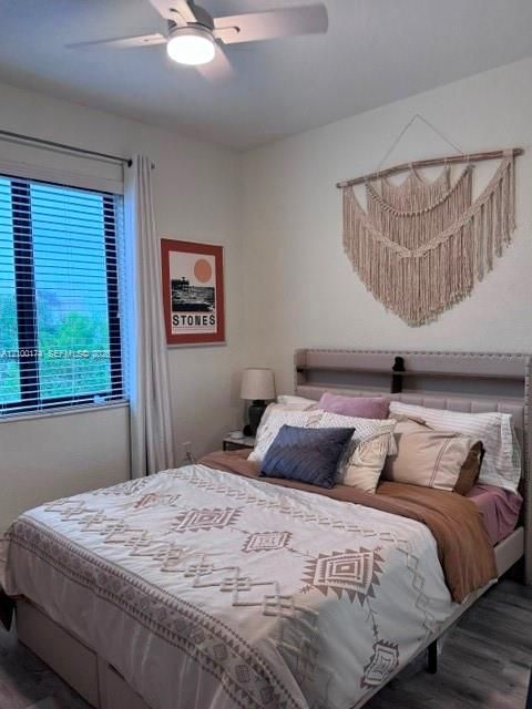 For Sale: $580,000 (3 beds, 2 baths, 1378 Square Feet)